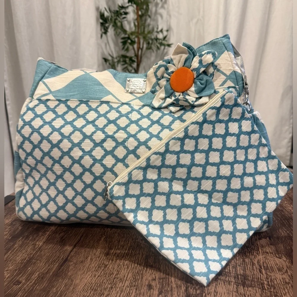 Blue and White Patterned Tote with Pouch